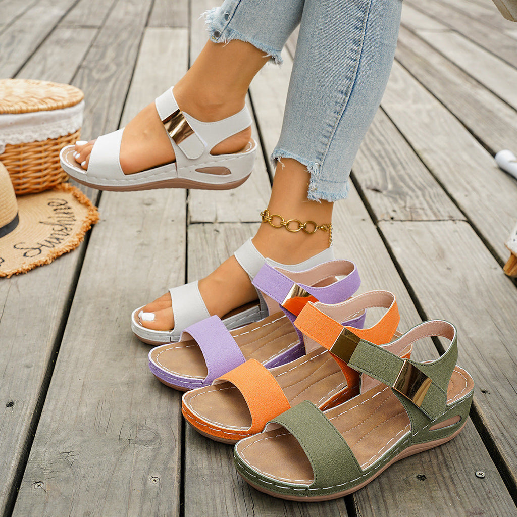 Damen Wedge-Sandalen mit modischem Riemendesign und elastischem Fußbett Shopnory
