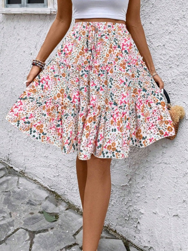 Damen Sommerrock mit charmanten Volantdetails und floralem Muster