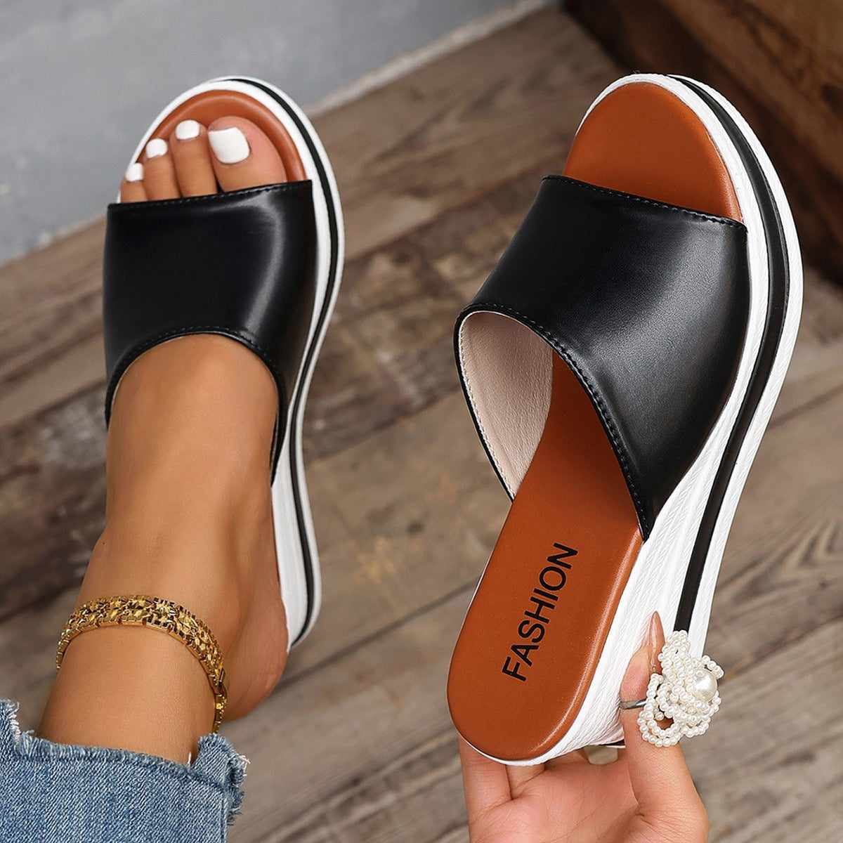 Damen Plattform-Pantoletten mit elegantem Design und offenem Schnitt Shopnory