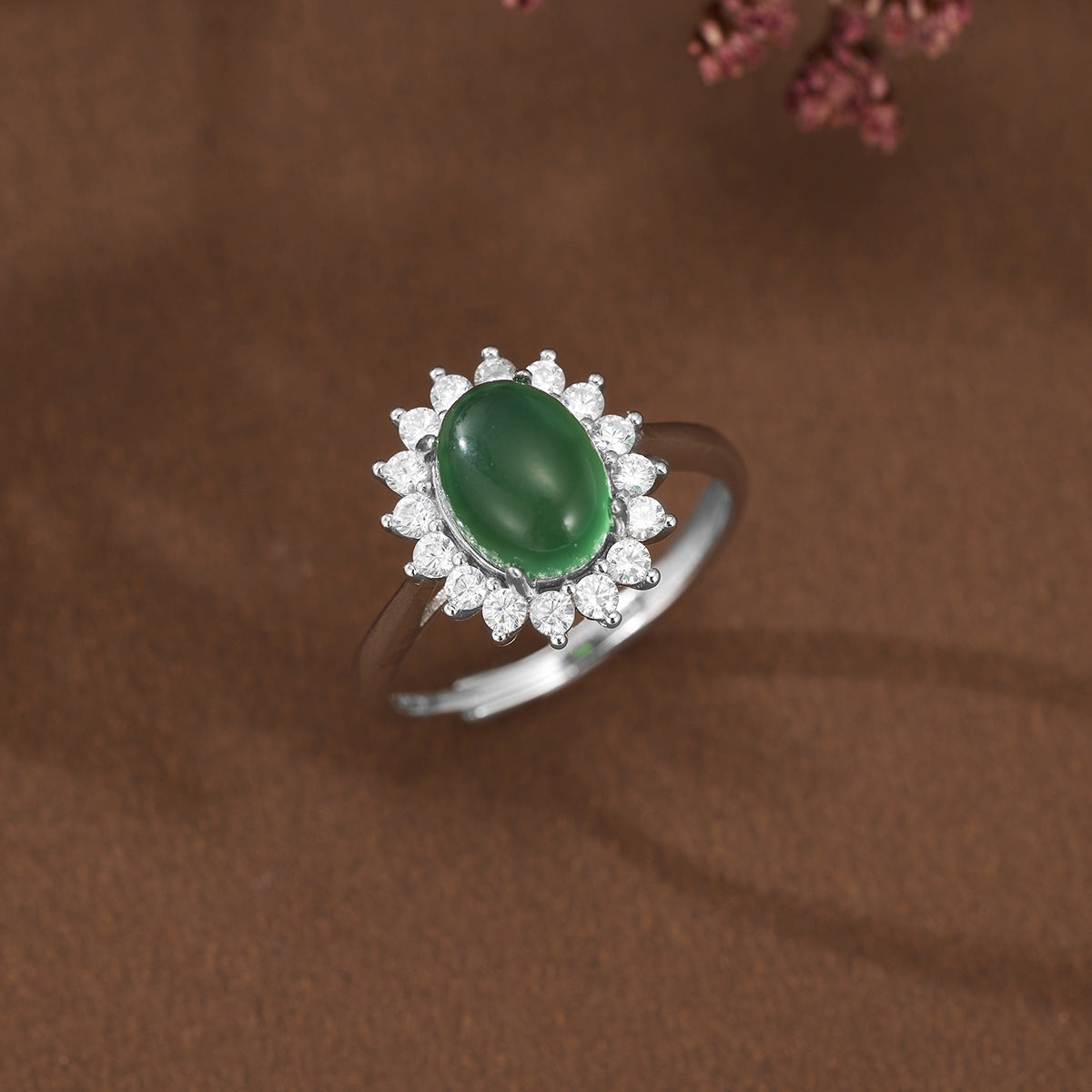 Damen Ring mit grünem Jade-Edelstein und funkelnden Zirkoniasteinen Shop Nory