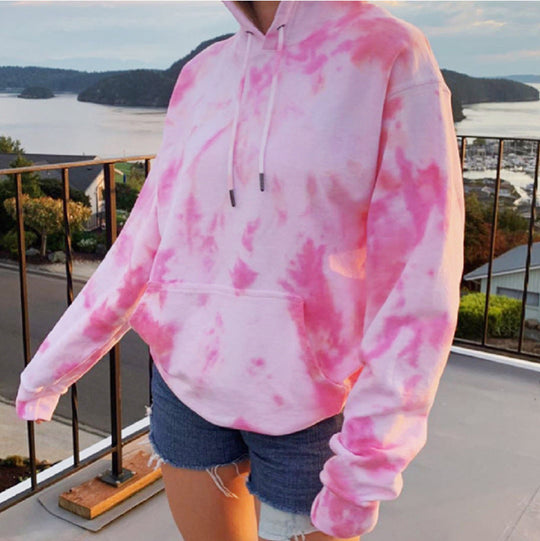 Damen Kapuzenpullover aus kuscheligem Material mit Batikdesign