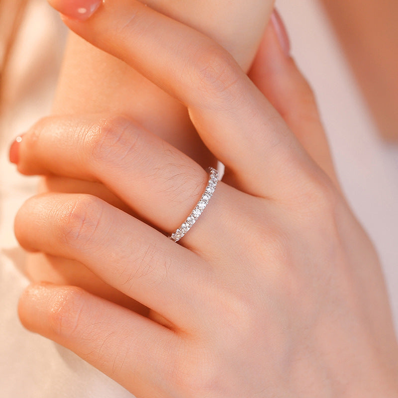 Damen Zierlicher Ring mit funkelndem rosa Stein und elegantem Design Shop Nory