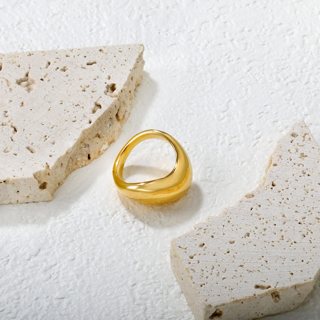 Damen moderner, geschwungener Ring aus hochwertigem Edelstahl Shop Nory