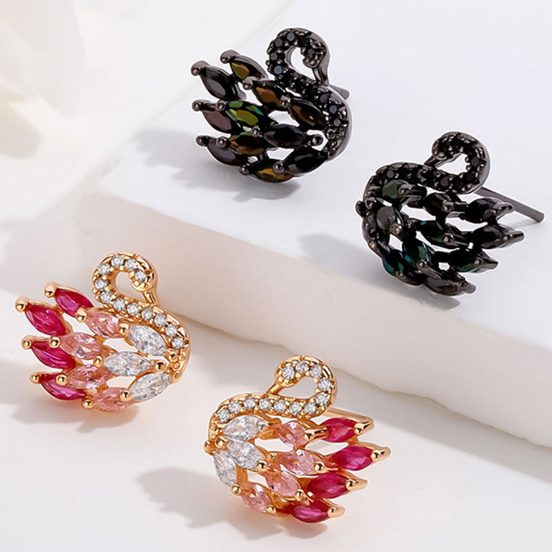 Damen Ohrringe im eleganten Schwanendesign mit funkelnden Zirkonia und hochwertigen Kunststeinen Shop Nory