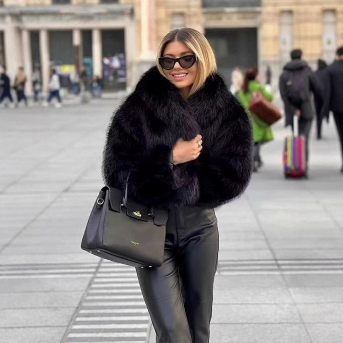Damen Kurzer Boxy Kunstpelz‑Blouson mit voluminösem Schalkragen Shop Nory