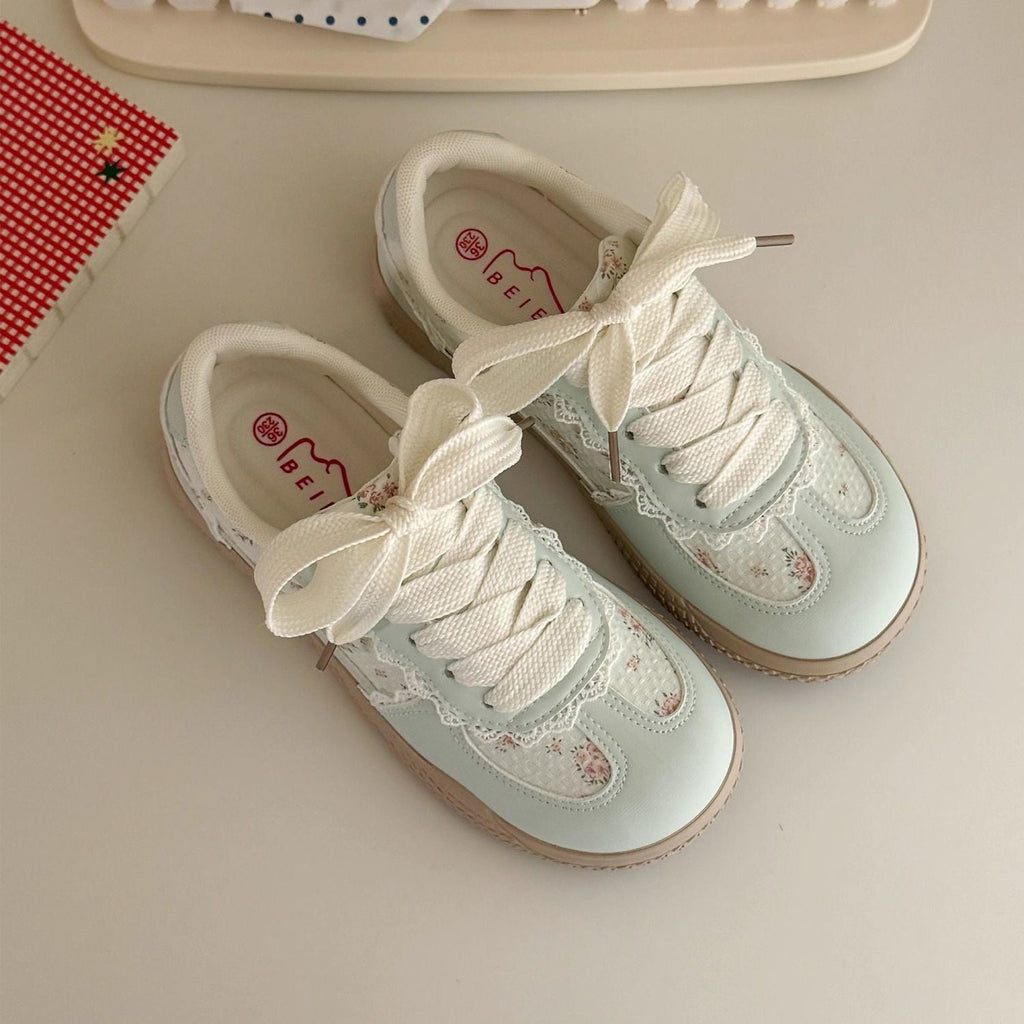 Damen Sneakers mit elegantem Blumendruck und Softeinsätzen