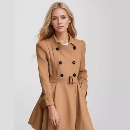 Damen nan taillierter Doppelreiher-Mantel mit ausgestelltem Rock, taillierendem Gürtel und strukturierten Schultern Shop Nory