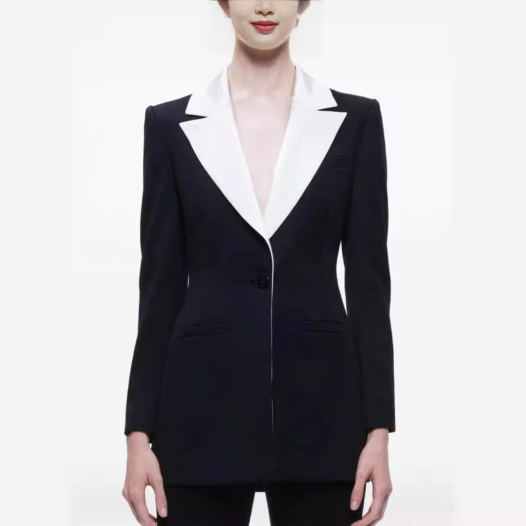 Damen Elegantes Zweiteiliges Smokingset mit kontrastierendem Schalkragen und ausgestellter Schlaghose Shop Nory