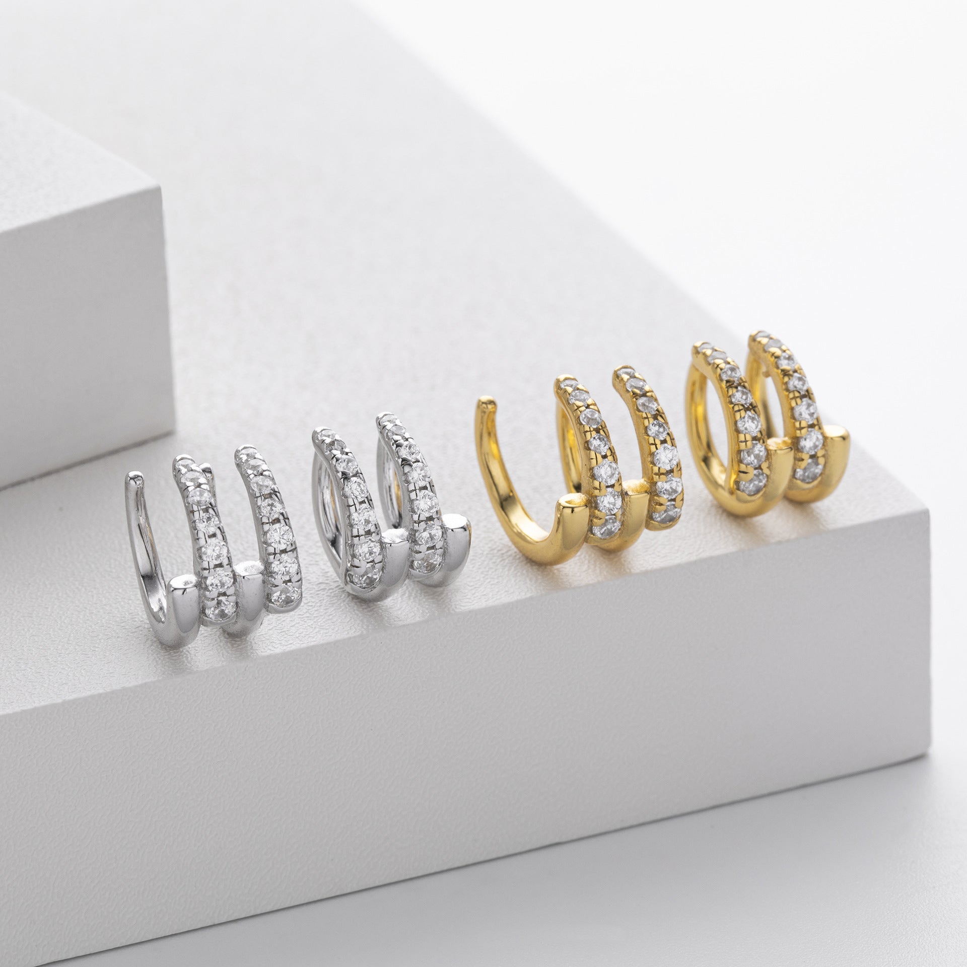 Damen Ohrhänger mit funkelnden Zirkon-Elementen und modernem Design Shop Nory