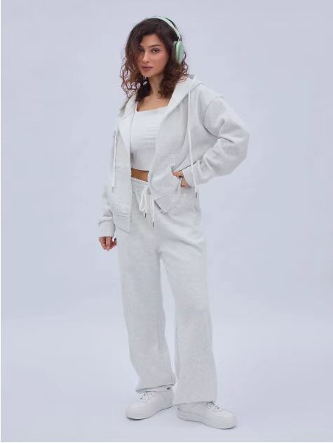 Damen nan zweiteiliges Cozy-Loungewear-Set mit Reißverschlusskapuze, taillenhoher Weitbein-Jogger und verdeckten Eingrifftaschen Shop Nory