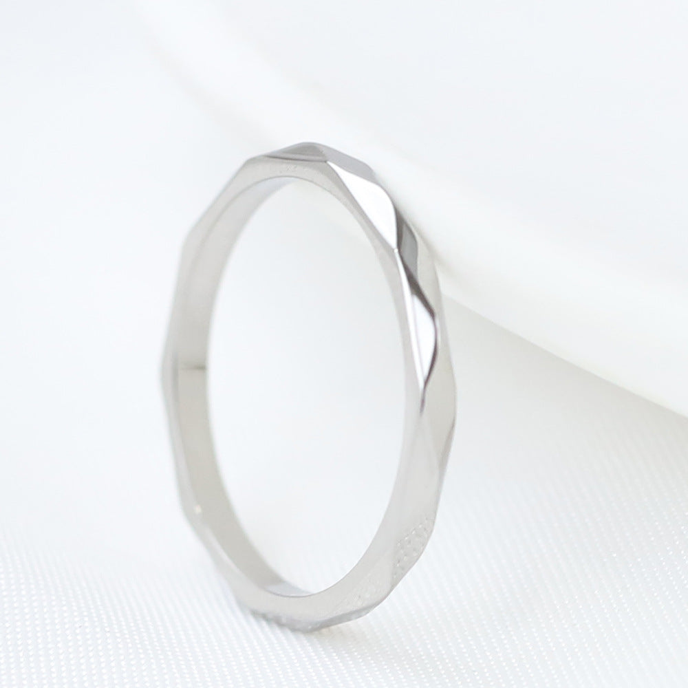 Damen Ring im modernen, facettierten Design Shop Nory