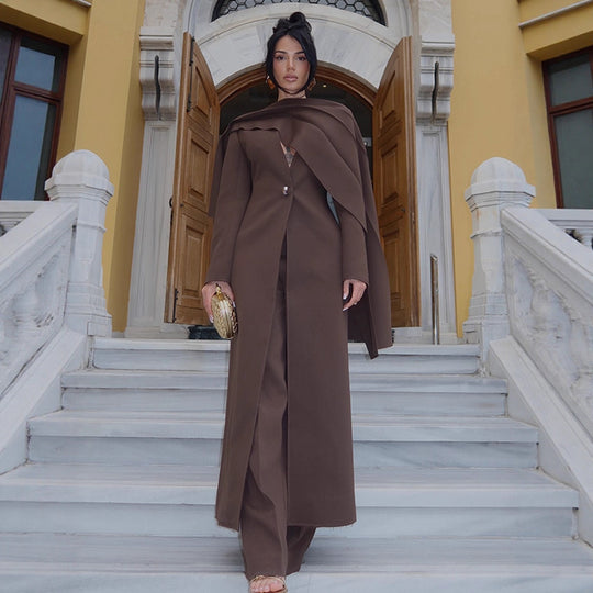 Damen Elegantes Mantelkleid mit Cape-Schulter und taillierter Silhouette Shop Nory