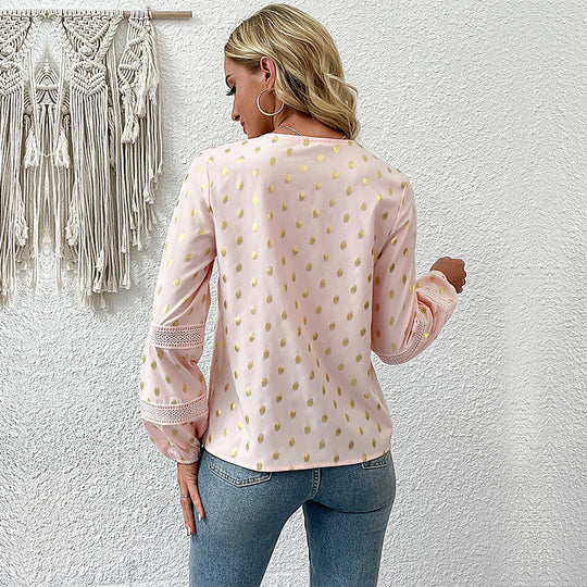 Damen Leichte Chiffonbluse mit V-Ausschnitt, Spitzenbesatz und Metallic-Pünktchen Shop Nory