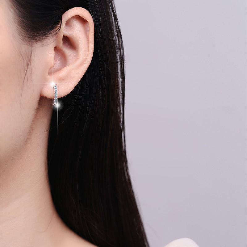 Damen Creolen mit glitzernden Zirkonia Steinen Shop Nory