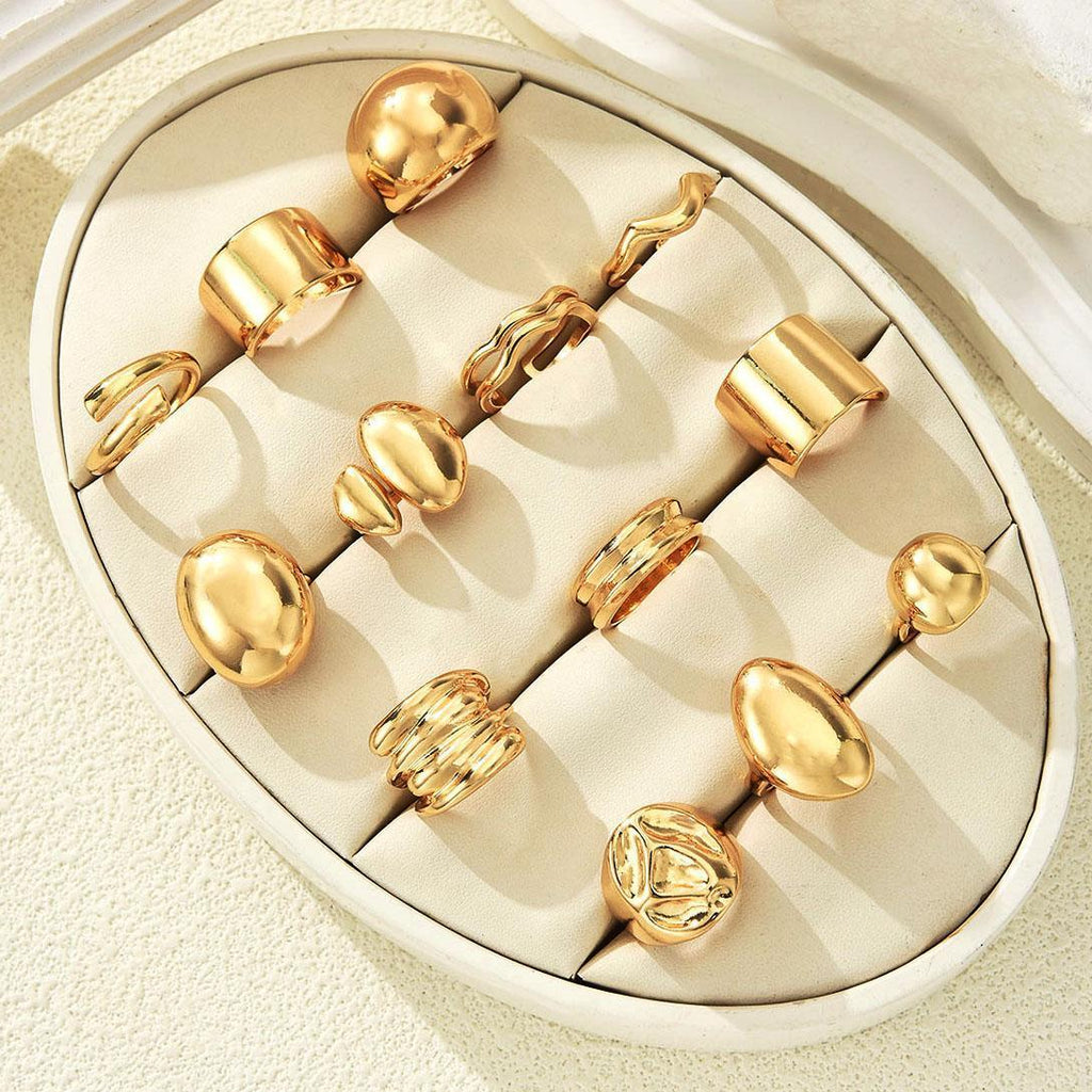 Damen Ring-Kollektion mit kunstvollen Designs und glänzenden Akzenten Shop Nory