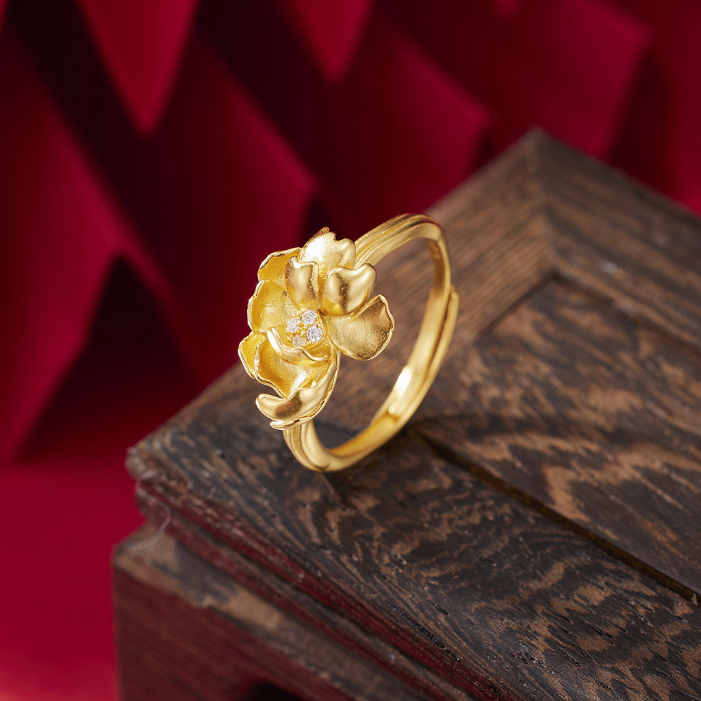 Damen Ring mit kunstvollem Blumenmotiv und funkelnden Zirkonia Shop Nory
