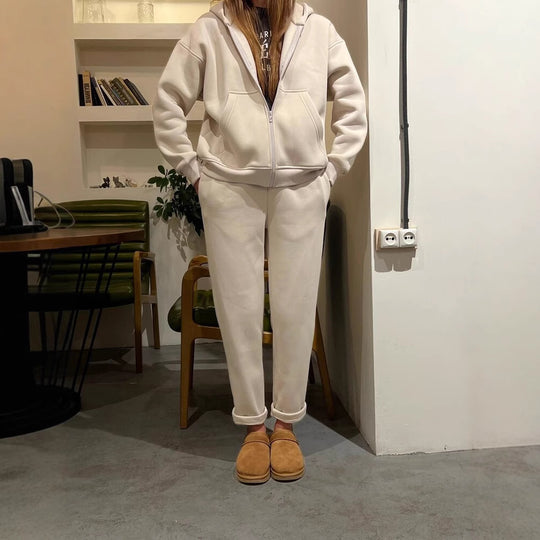 Damen lässiges Fleece-Zweiteiler mit Oversize-Kapuzenjacke und tapered Joggerhose Shop Nory