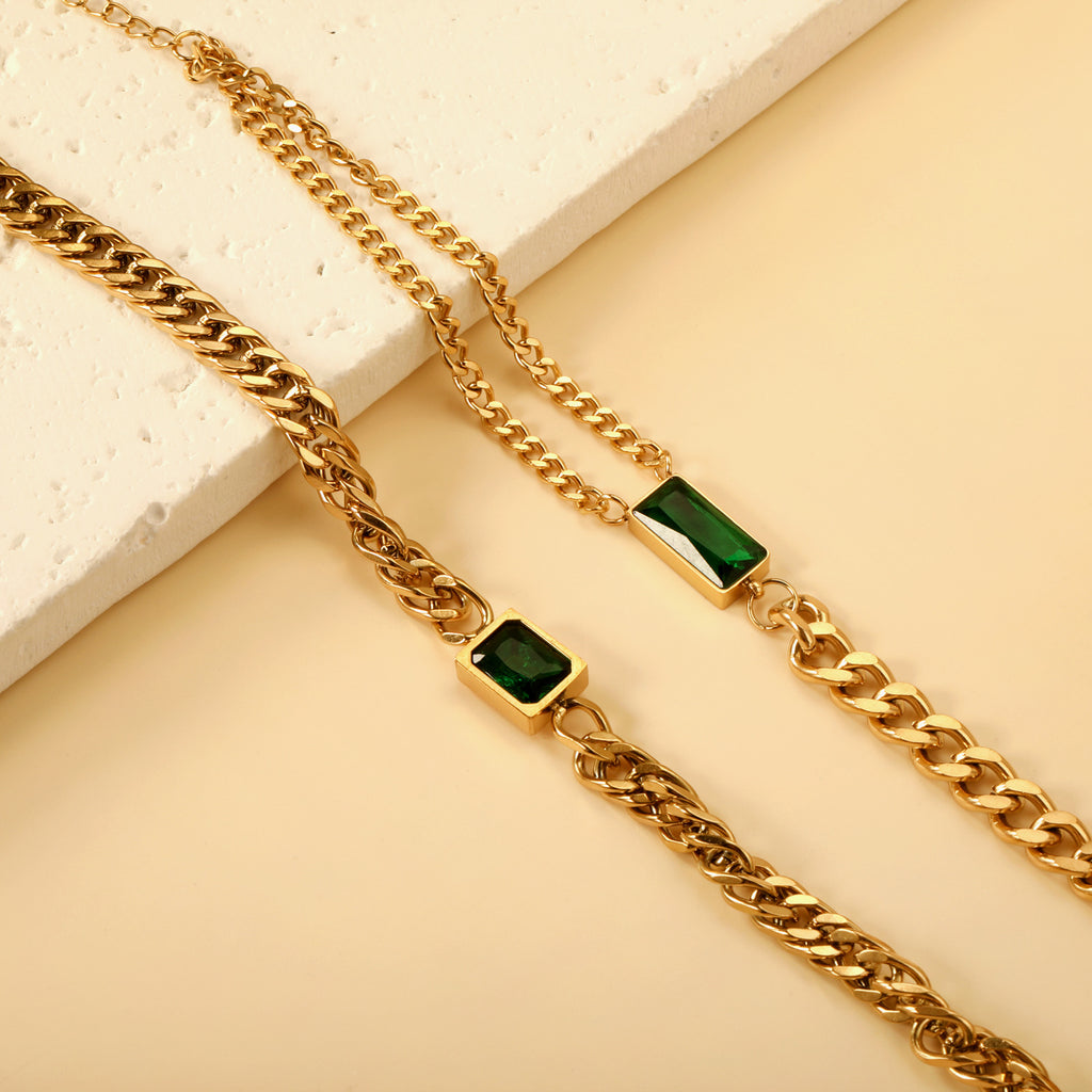 Damen Armband mit luxuriösem grünem Edelstein und Kettendesign Shop Nory