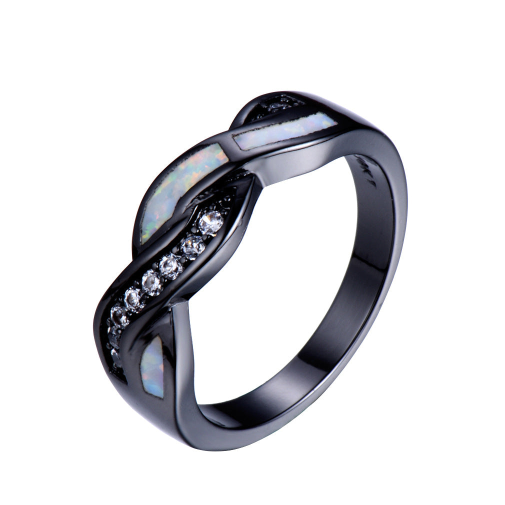 Damen Ring mit geschwungenem Design und funkelnden Zirkonia Shop Nory