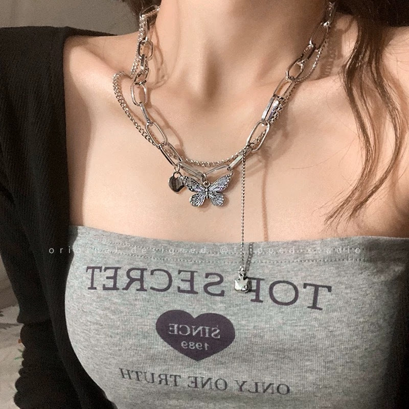 Damen Kette mit kunstvollem Schmetterlings- und Herzanänger Shop Nory