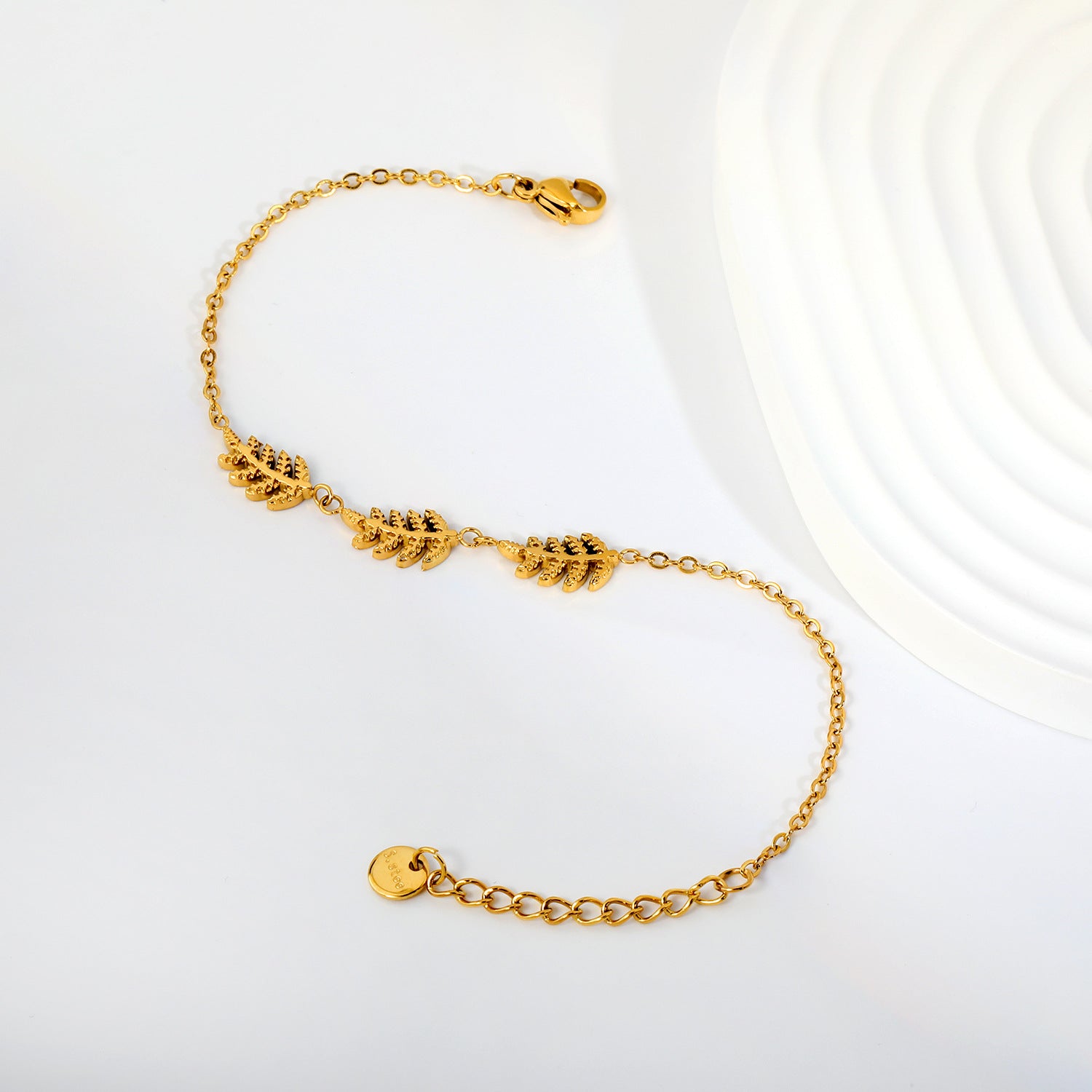 Damen Armband mit filigranem Blätterdesign und verlängerbarem Verschluss Shop Nory