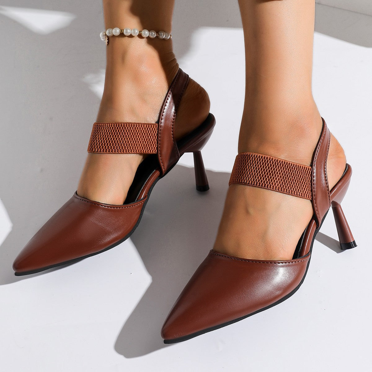 Damen Slingback Pumps mit elastischem Einsatz und elegantem Stiletto Absatz