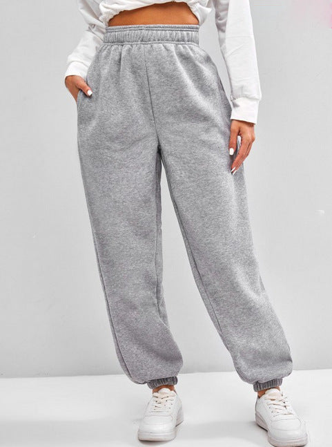 Damen nan hochgeschnittene Relax-Fit Jogginghose mit elastischem Bund, Seitentaschen und gerafften Beinbündchen Shop Nory