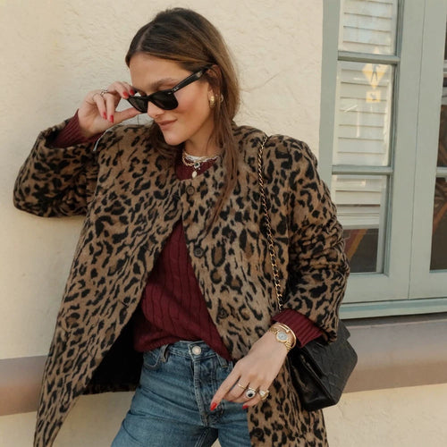 Damen Kurz geschnittener Kunstpelzmantel mit Leopardmuster und kastiger Silhouette Shop Nory