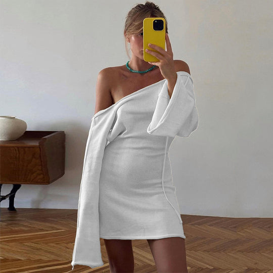 Damen Figurbetontes Feinstrick-Minikleid mit ausgestellten Trompetenärmeln Shop Nory
