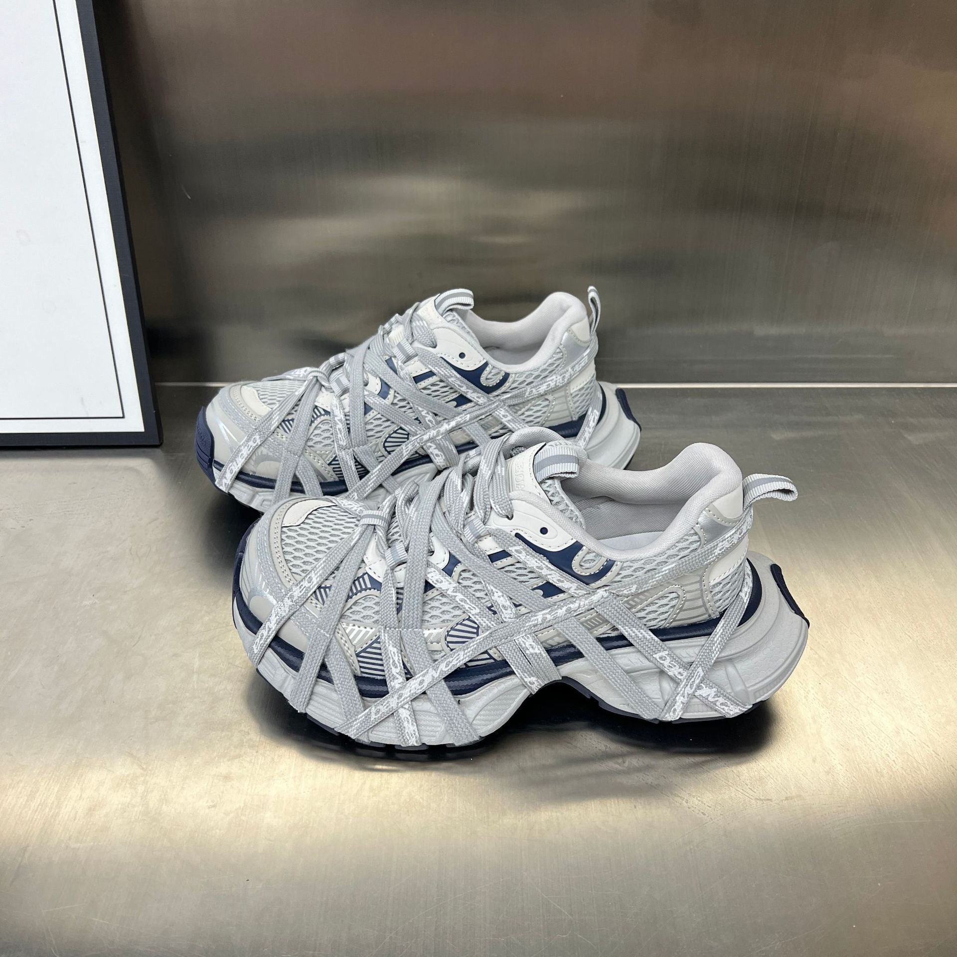 Damen Sportliche Hybrid Sneakers mit elastischer Netzstruktur und stabiler Gummisohle Shopnory