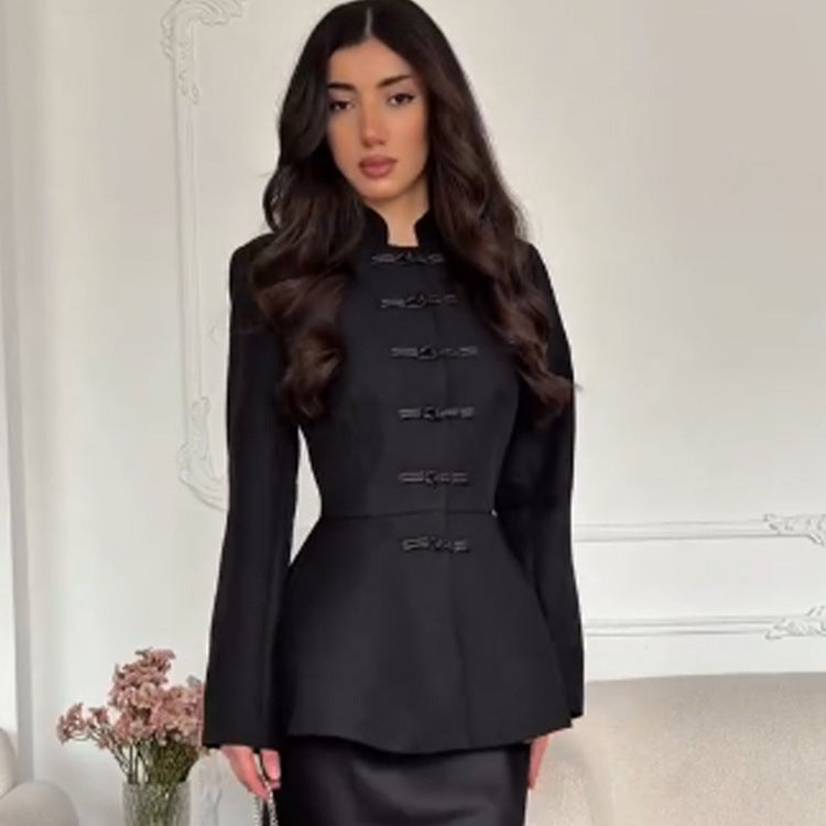 Damen Taillierte Peplum-Jacke mit Stehkragen und dekorativen Knebelverschlüssen Shop Nory
