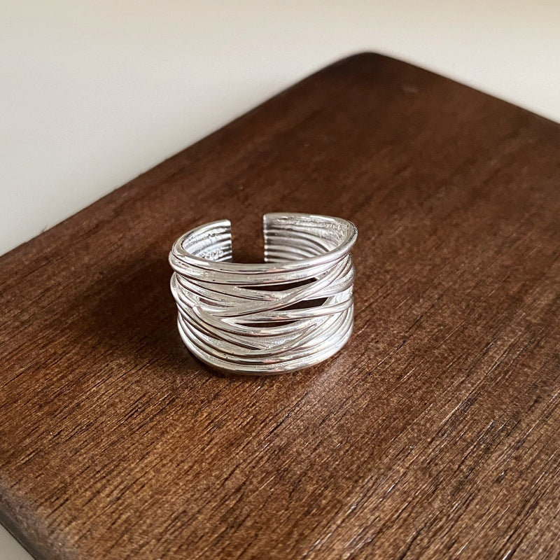 Damen Offener Ring mit kunstvollem Wellenmuster und zeitgemäßem Design Shop Nory