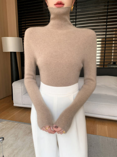 Damen Schlanker Feinstrickpullover mit hohem Rollkragen und feiner Rippstruktur Shop Nory
