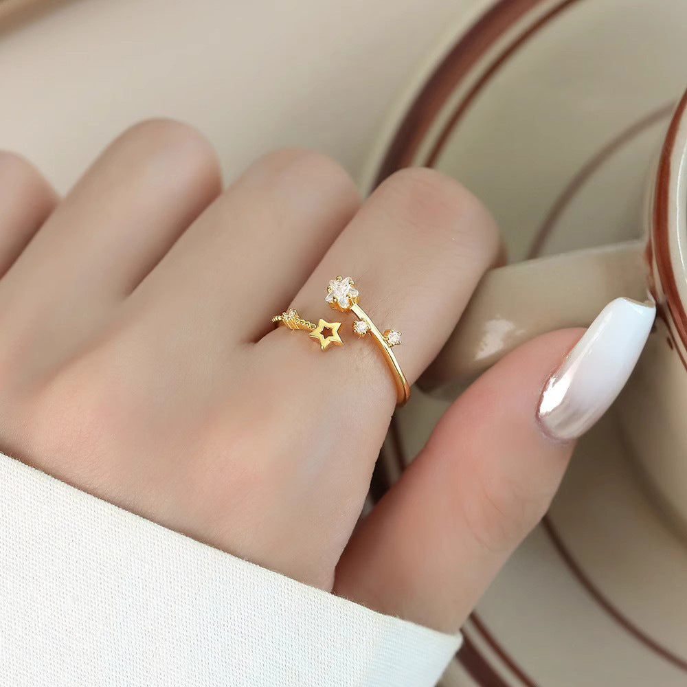Damen Verspielter Ring mit funkelnden Sternen und Zirkonia Shop Nory