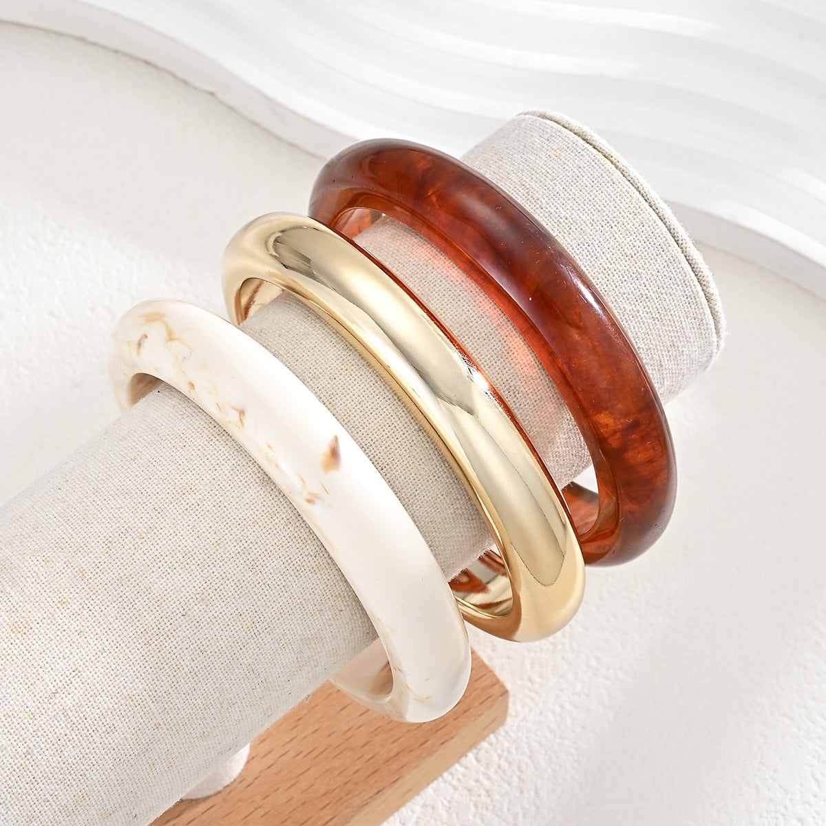 Damen Armband-Set mit eleganten, glänzenden Designs Shop Nory