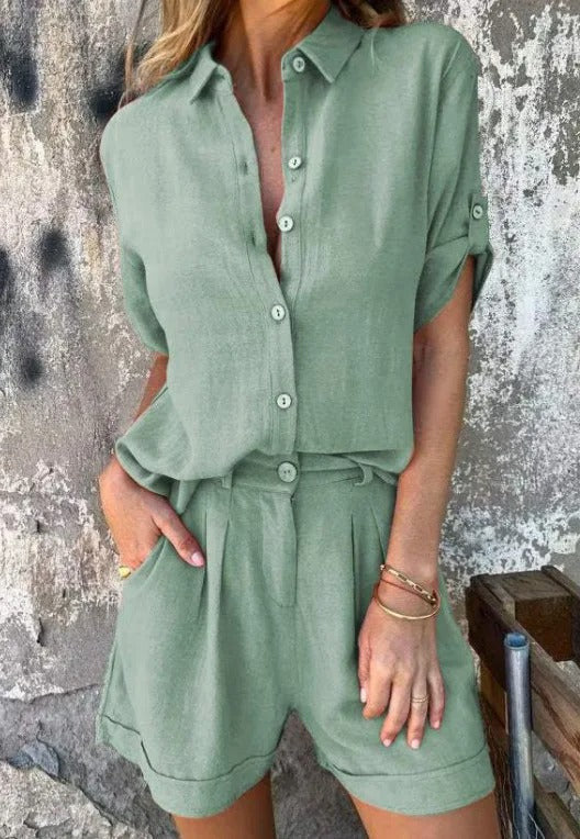 Damen Kurzoverall mit elegantem Hemdkragen und Taillengürtel Shopnory
