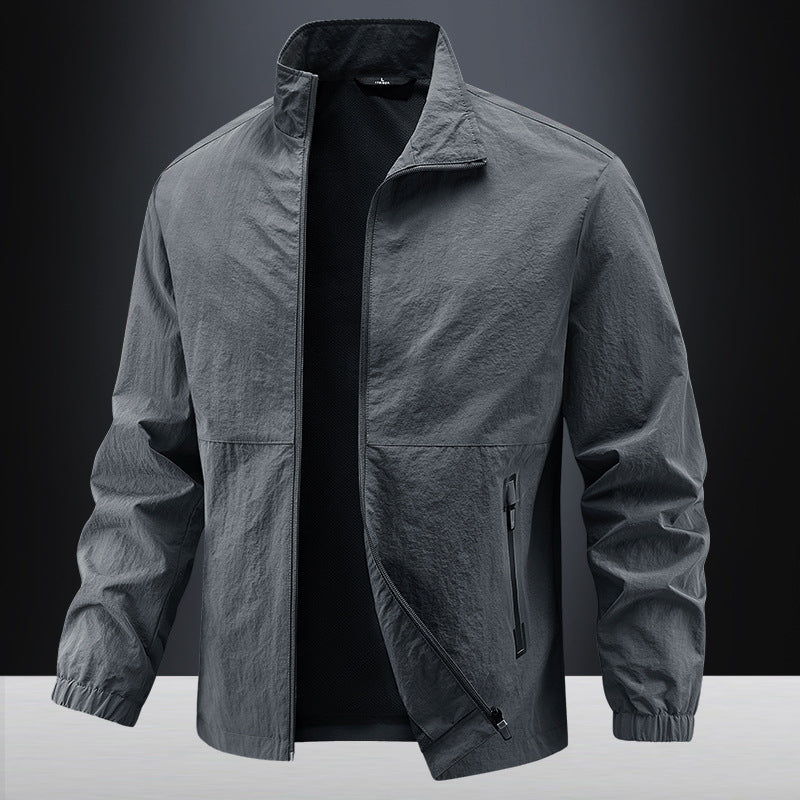 Herren Leichte technische Übergangsjacke mit Stehkragen atmungsaktivem Mesh-Futter und wasserabweisenden Reißverschlusstaschen Shop Nory