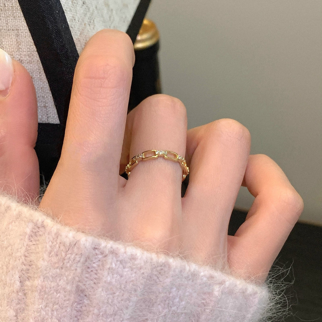 Damen eleganter Kettenring mit funkelnden Zirkonia Shop Nory