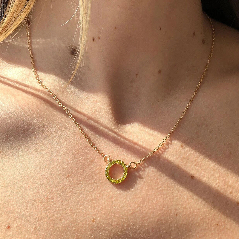 Damen Halskette mit funkelndem Kreisanänger Shop Nory