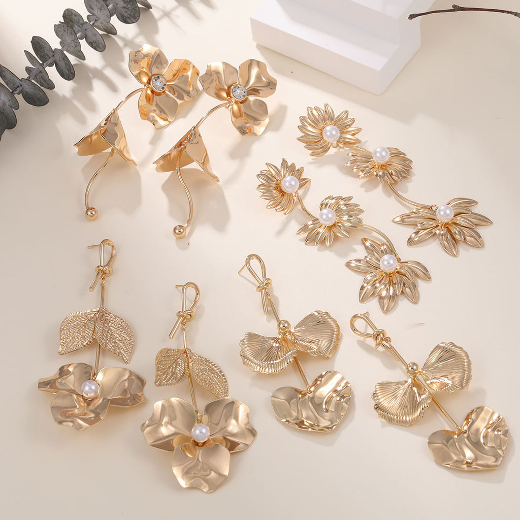 Damen Ohrringe im eleganten Blumen-Design Shop Nory