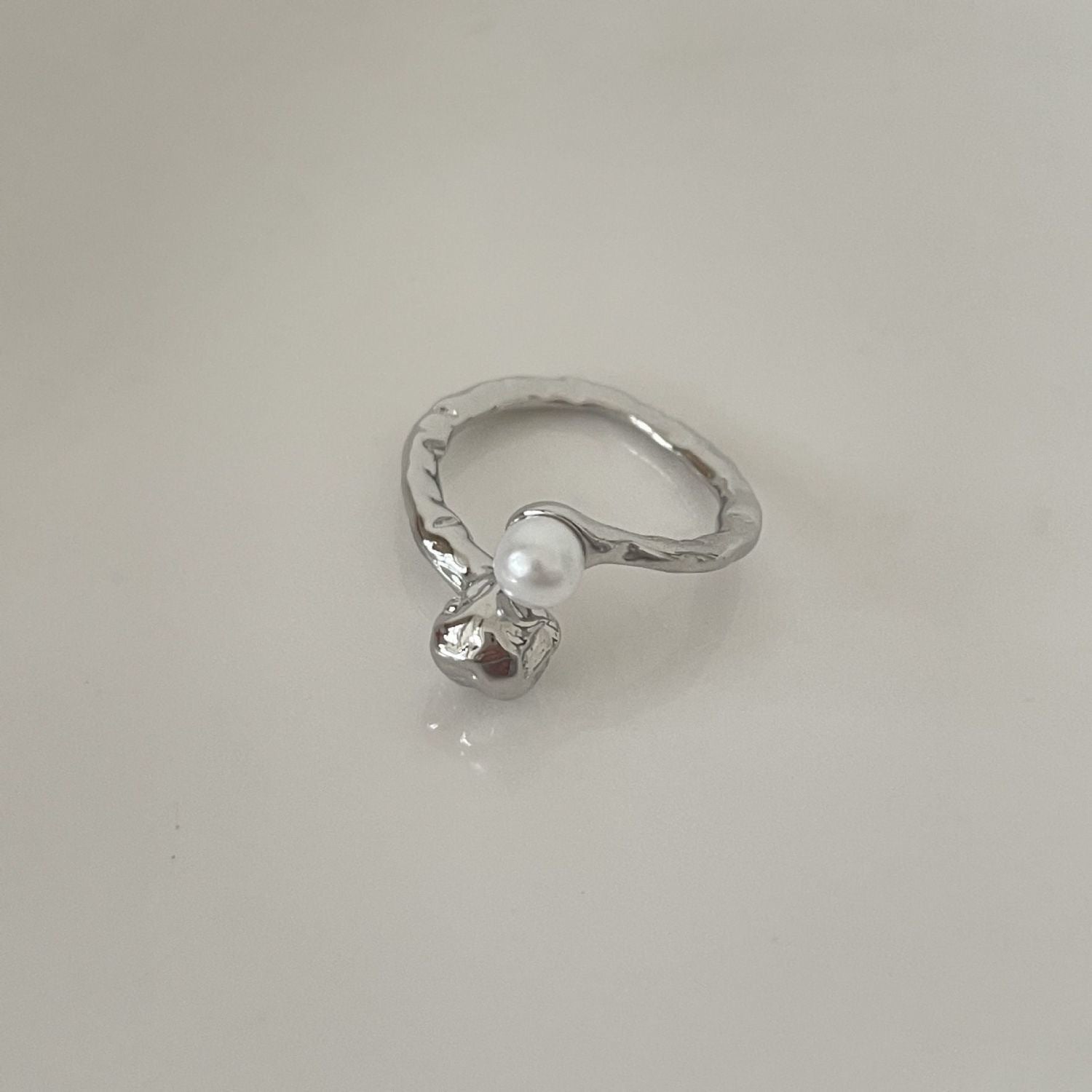 Damen Offener Ring mit kunstvollem, skulpturalem Design Shop Nory