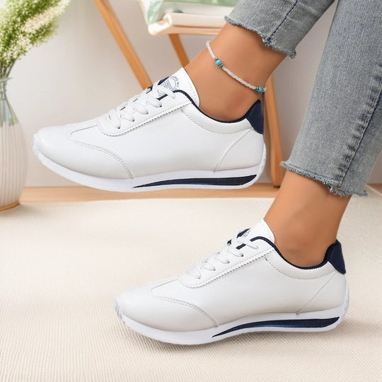 Damen Sneaker mit leichter Keilsohle und kontrastfarbenem Fersenpatch Shop Nory