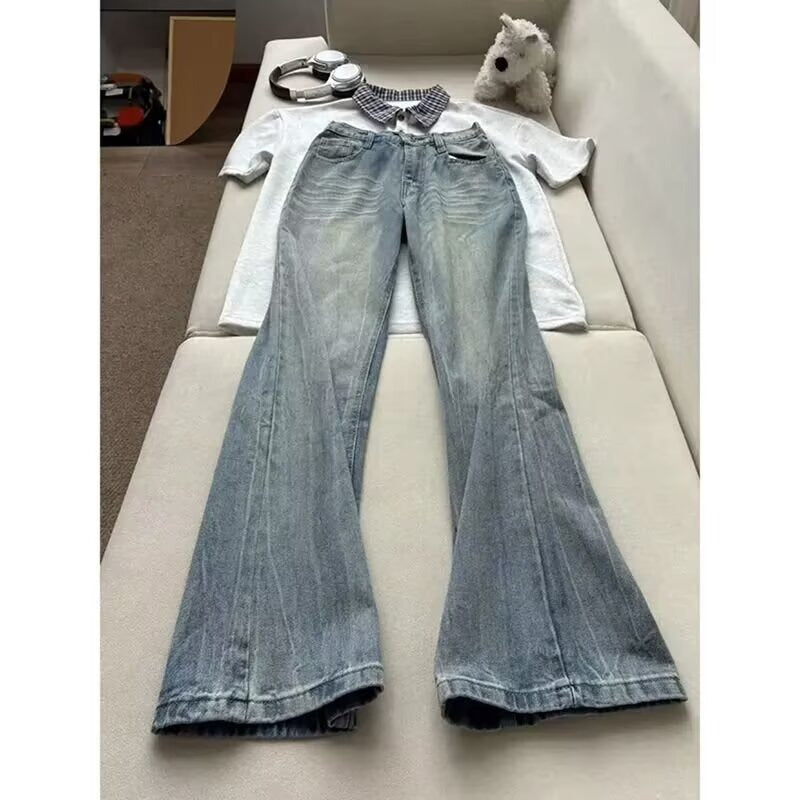 Damen Weitgeschnittene Bootcut-Jeans Shop Nory