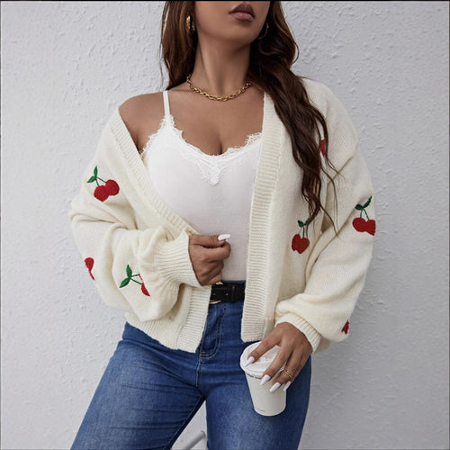 Damen Kurzgeschnittener Oversize-Cardigan mit Kirsch-Stickerei Shop Nory
