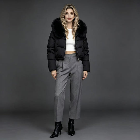 Damen nan kurze taillierte Pufferjacke mit voluminösem Kapuzenkragen und abnehmbarem Fellbesatz Shop Nory