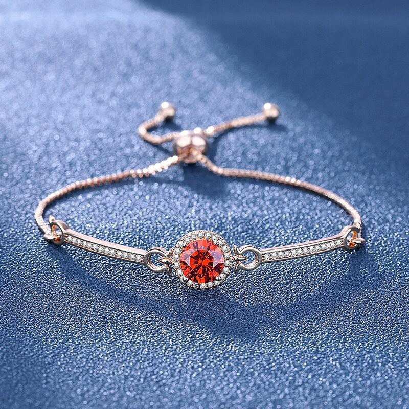 Zartes Zirkonia-Armband mit Verstellbarem Verschluss und Funkelnden Rundsteinen