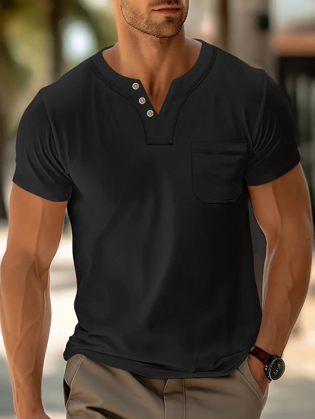 Herren Freizeit T-Shirt mit modernem Henley-Ausschnitt und praktischer Brusttasche