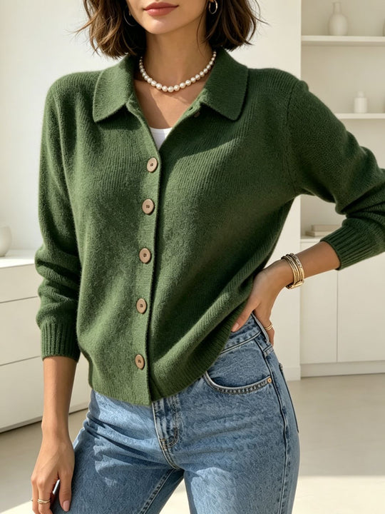 Damen Feinstrick-Cardigan mit Hemdkragen, entspannter Silhouette und Holzknöpfen Shop Nory