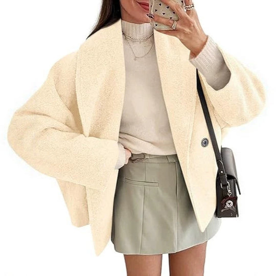 Damen Kurz geschnittener Boxy-Wollmantel mit Schalkragen und überschnittener Schulter Shop Nory