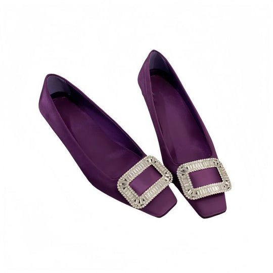 Damen Satin-Ballerinas mit quadratischer Zehenpartie und strassbesetzter Schmuckschließe Shop Nory